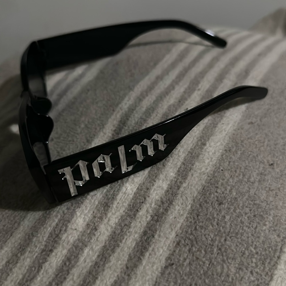 BLACK PALM ANGELS SUN GLASSES